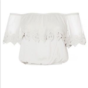 Cute top! Email ibbygs@yahoo.com